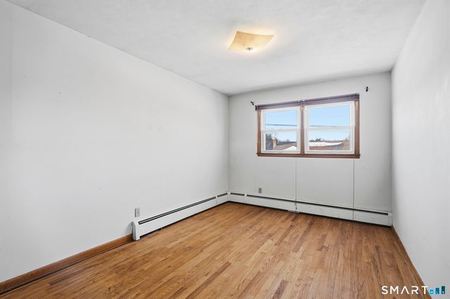 66 Bridgeview Place, Stratford, CT 06614