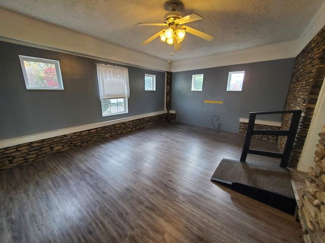 138 Leesway Drive, Lexington, KY 40511