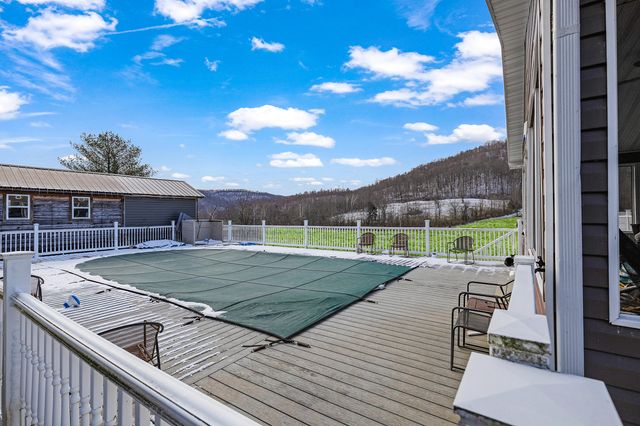 37 Westerfield Lane, Vanceburg, KY 41179