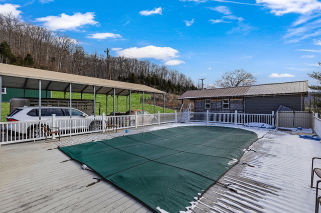 37 Westerfield Lane, Vanceburg, KY 41179