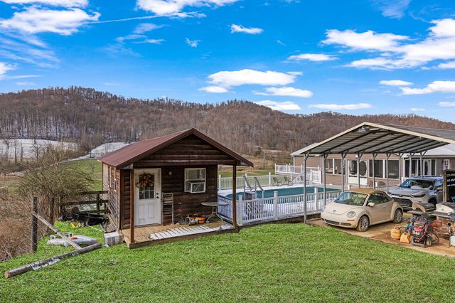 37 Westerfield Lane, Vanceburg, KY 41179