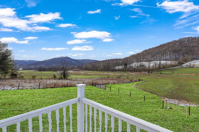 37 Westerfield Lane, Vanceburg, KY 41179