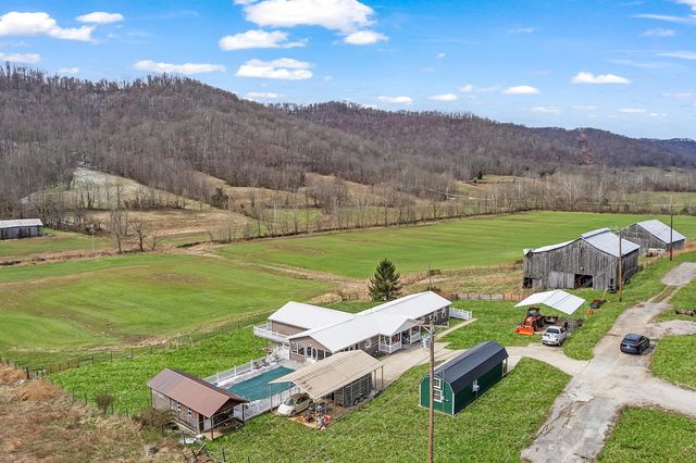 37 Westerfield Lane, Vanceburg, KY 41179