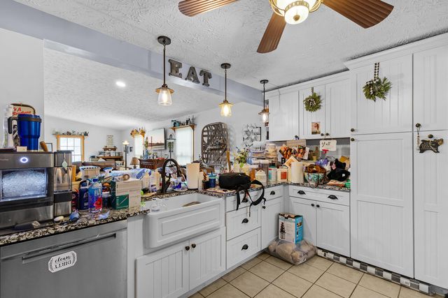 37 Westerfield Lane, Vanceburg, KY 41179