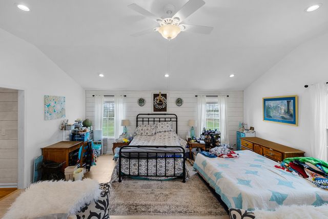 37 Westerfield Lane, Vanceburg, KY 41179