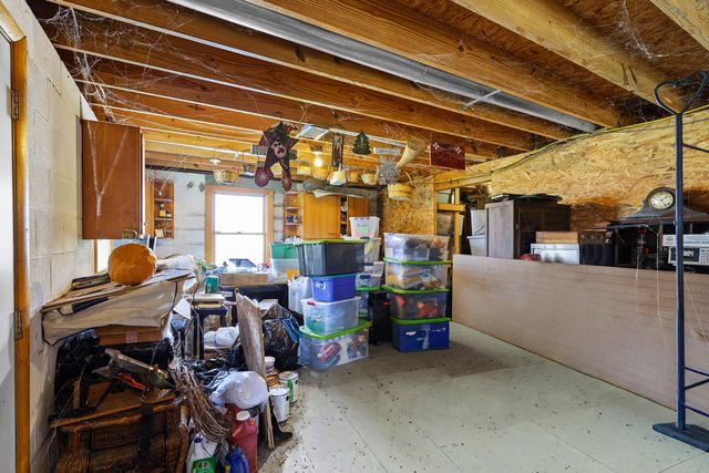 37 Westerfield Lane, Vanceburg, KY 41179