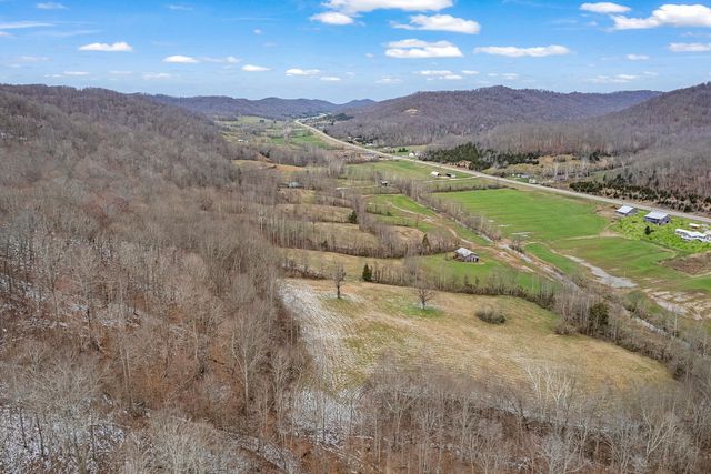 37 Westerfield Lane, Vanceburg, KY 41179