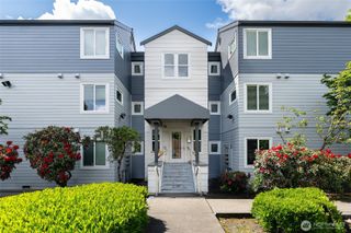 20320 Bothell-Everett Highway #D301, Bothell, WA 98012