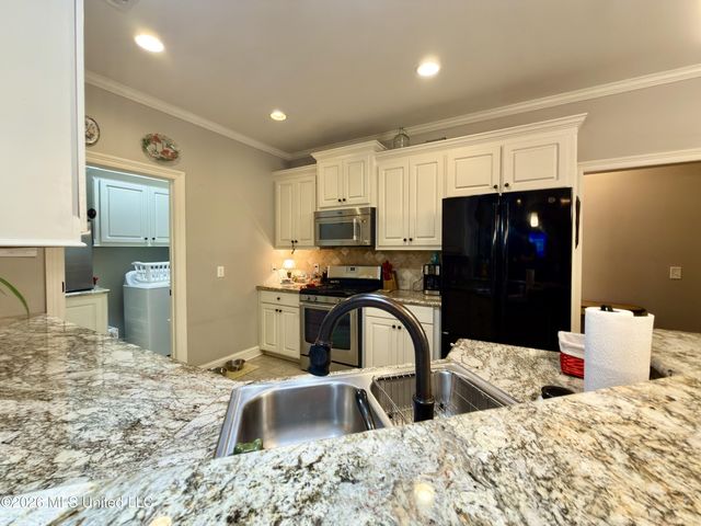 126 Marion Drive, Clinton, MS 39056