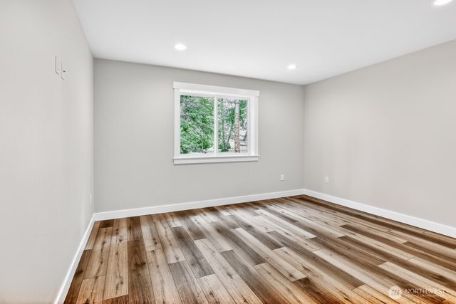 286 Seashore Street SW, Ocean Shores, WA 98569