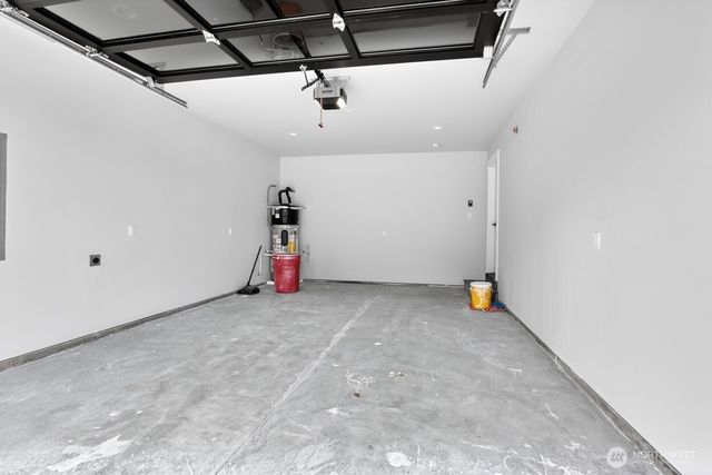 286 Seashore Street SW, Ocean Shores, WA 98569