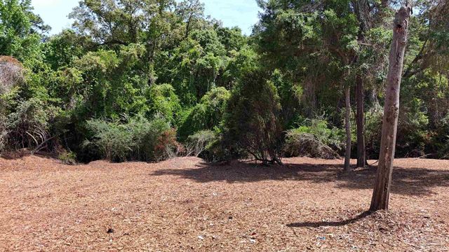 9820 N Davis Hwy, Pensacola, FL 32514