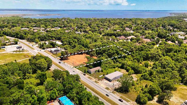 9820 N Davis Hwy, Pensacola, FL 32514