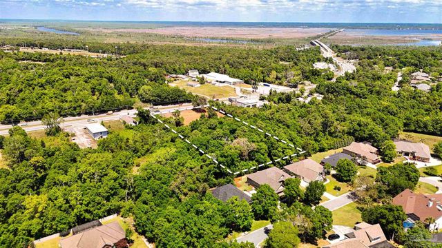 9820 N Davis Hwy, Pensacola, FL 32514
