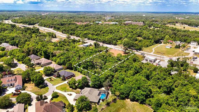 9820 N Davis Hwy, Pensacola, FL 32514