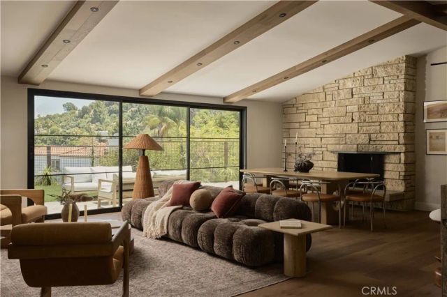 3655 Wrightwood, Studio City, CA 91604