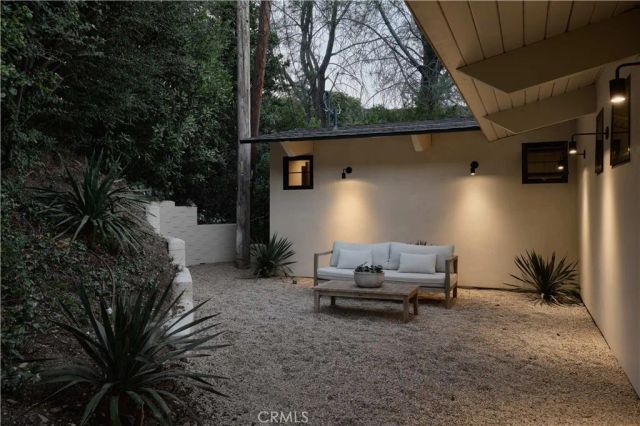 3655 Wrightwood, Studio City, CA 91604