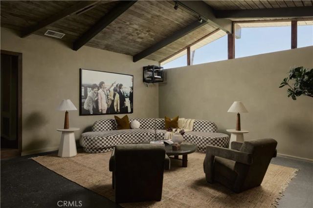 3655 Wrightwood, Studio City, CA 91604