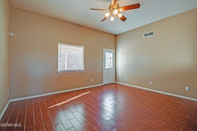 316 De Palma Place, Horizon City, TX 79928