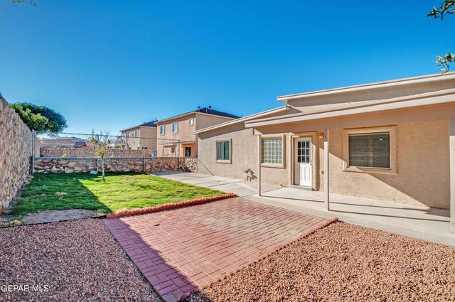 316 De Palma Place, Horizon City, TX 79928