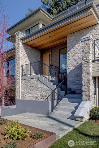 3036 67th Avenue SE, Mercer Island, WA 98040