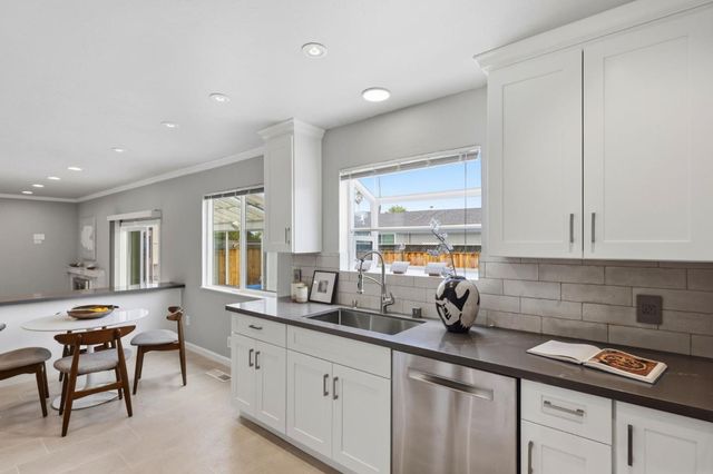 673 Harvester Drive, Foster City, CA 94404
