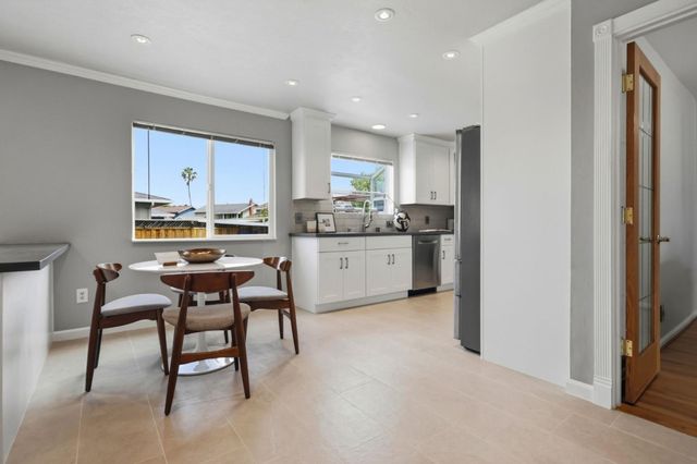 673 Harvester Drive, Foster City, CA 94404