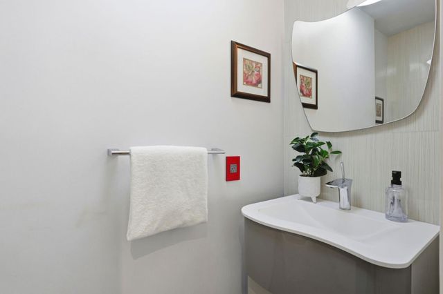 673 Harvester Drive, Foster City, CA 94404