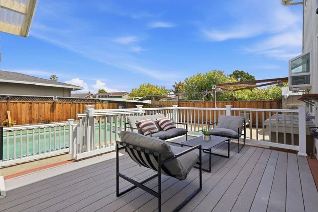 673 Harvester Drive, Foster City, CA 94404