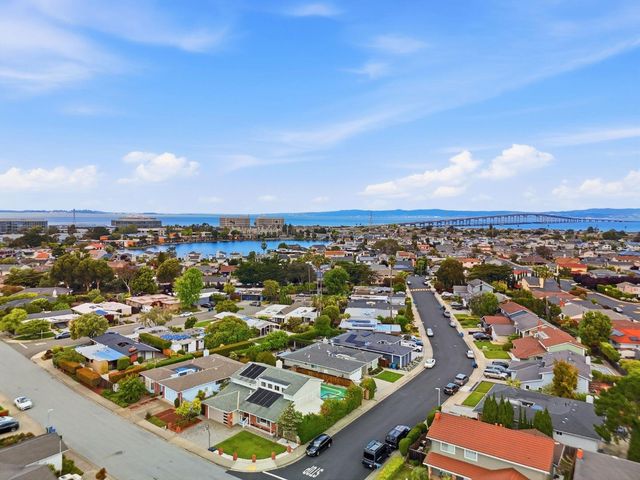 673 Harvester Drive, Foster City, CA 94404