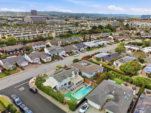 673 Harvester Drive, Foster City, CA 94404
