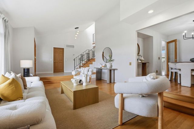673 Harvester Drive, Foster City, CA 94404