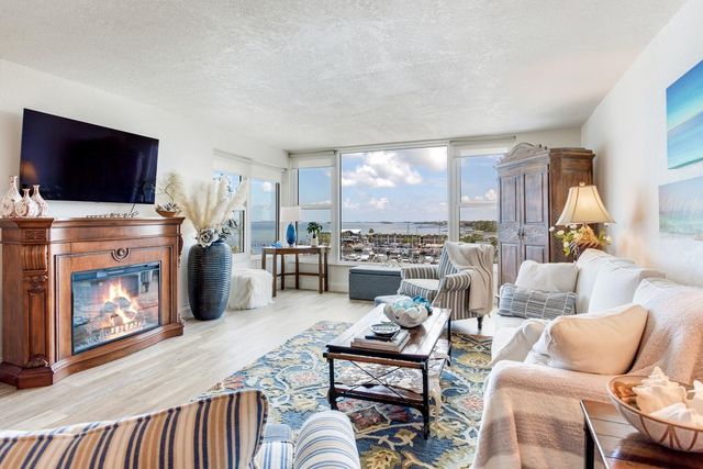 632 EDGEWATER DRIVE 736, Dunedin, FL 34698