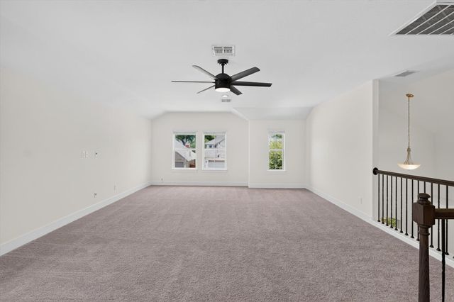 2004 Garretts WAY, Manchaca, TX 78652