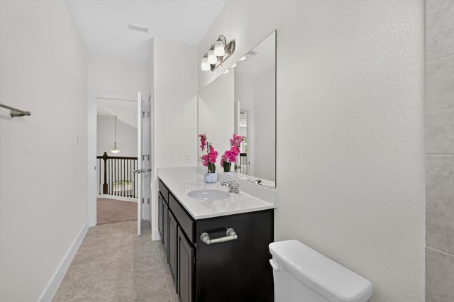 2004 Garretts WAY, Manchaca, TX 78652