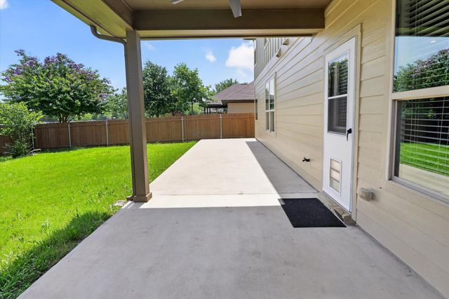 2004 Garretts WAY, Manchaca, TX 78652