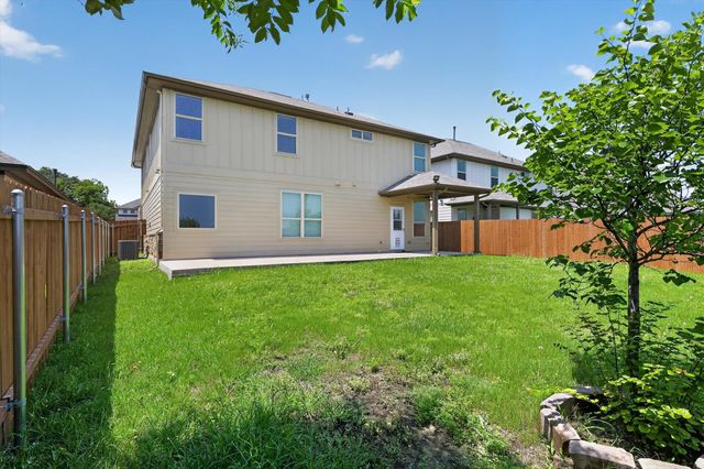 2004 Garretts WAY, Manchaca, TX 78652