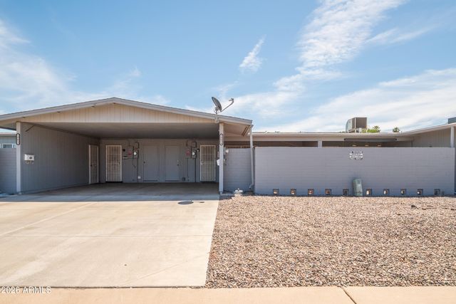 10654 W COGGINS Drive, Sun City, AZ 85351