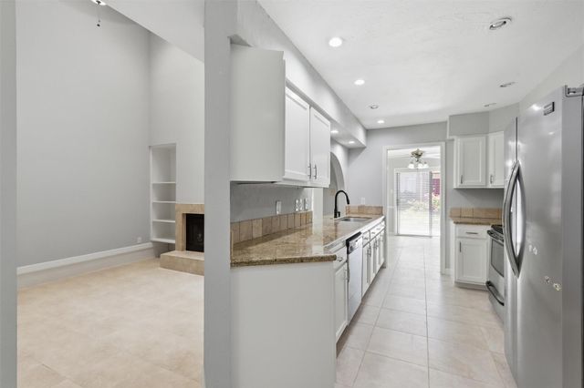 13419 Parkway Boulevard, Sugar Land, TX 77478