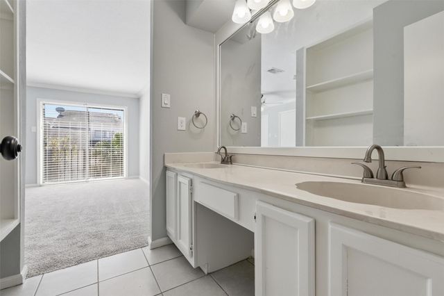 13419 Parkway Boulevard, Sugar Land, TX 77478