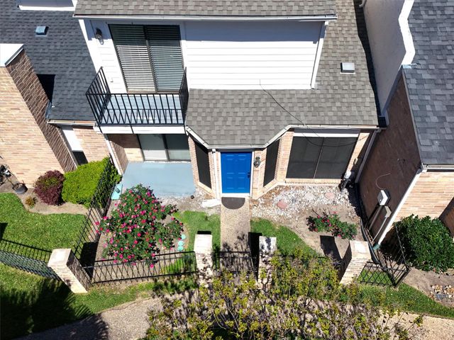 13419 Parkway Boulevard, Sugar Land, TX 77478