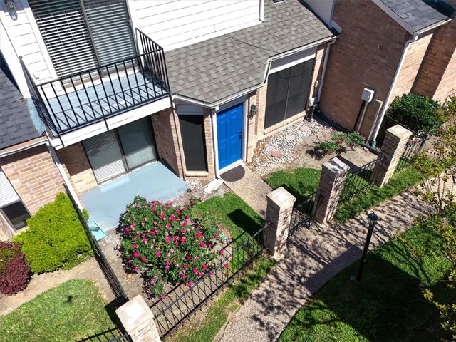 13419 Parkway Boulevard, Sugar Land, TX 77478