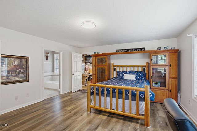 921 NE Beacon Drive, Grants Pass, OR 97526