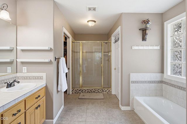 921 NE Beacon Drive, Grants Pass, OR 97526