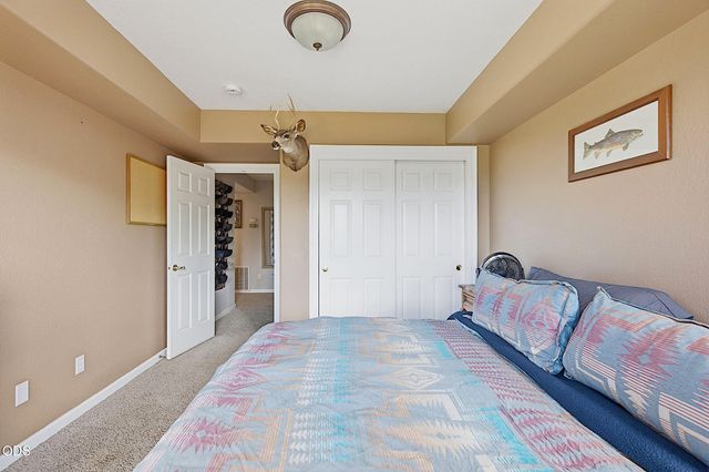 921 NE Beacon Drive, Grants Pass, OR 97526