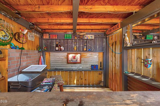 921 NE Beacon Drive, Grants Pass, OR 97526