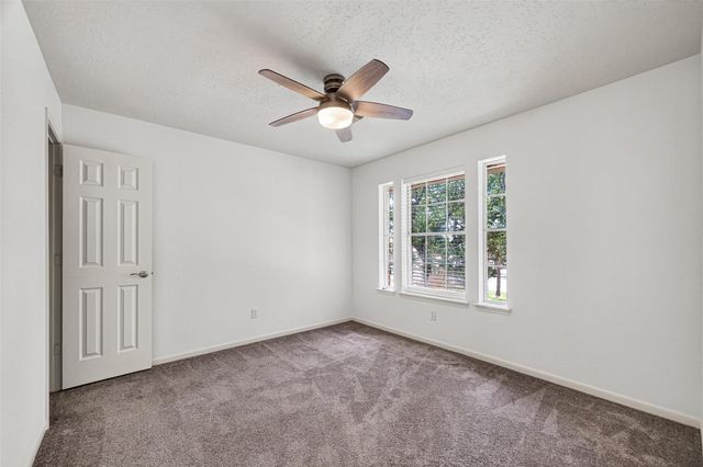 1253 El Camino Village Drive, Webster, TX 77058