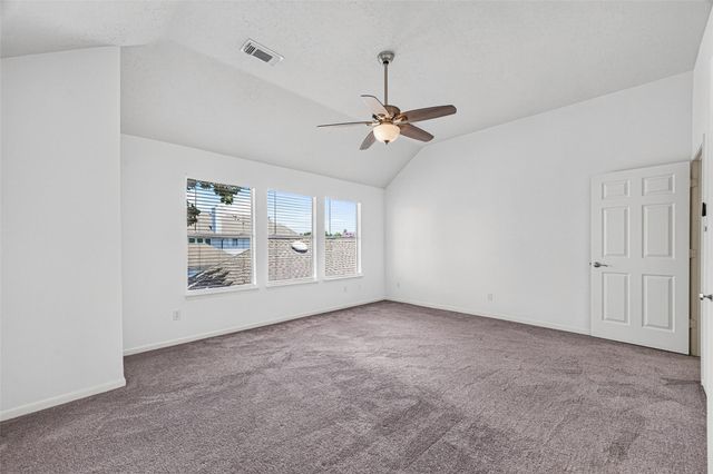 1253 El Camino Village Drive, Webster, TX 77058