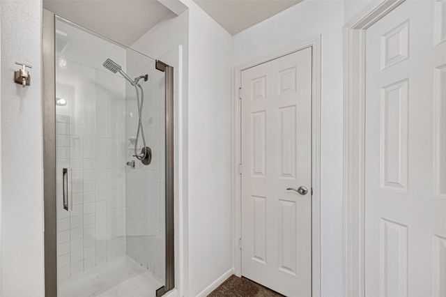 1253 El Camino Village Drive, Webster, TX 77058