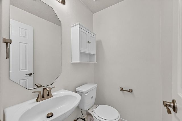 1253 El Camino Village Drive, Webster, TX 77058